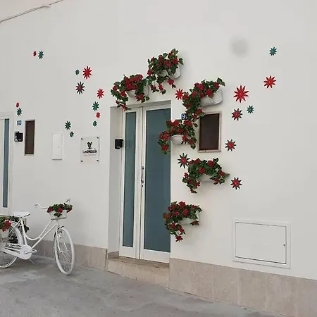 Trulli Di Charme Eutuxia * Villa Castelli