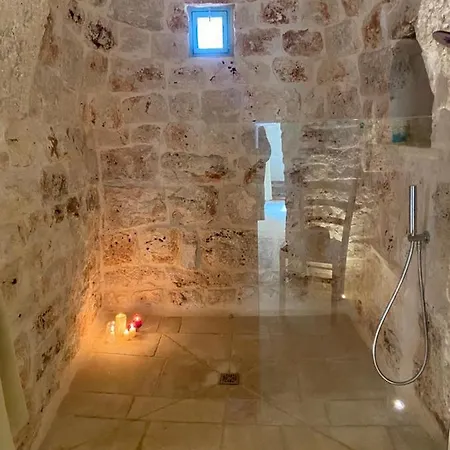 Trulli Di Charme Eutuxia * Villa Castelli