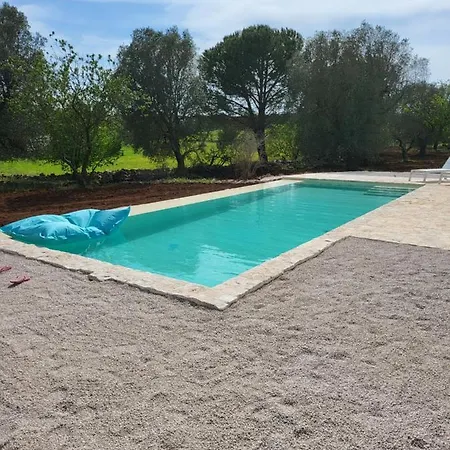 Trulli Di Charme Eutuxia * Villa Castelli