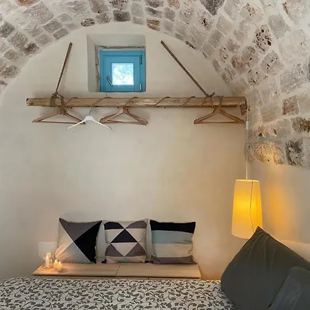 Trulli Di Charme Eutuxia Vila Villa Castelli