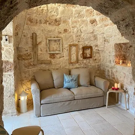 Trulli Di Charme Eutuxia * Villa Castelli