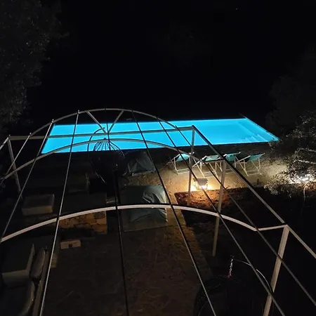 Trulli Di Charme Eutuxia * Villa Castelli