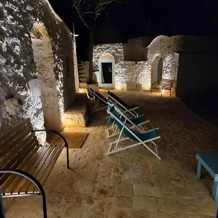 Trulli Di Charme Eutuxia Vila Villa Castelli