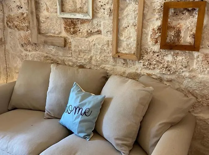 Trulli Di Charme Eutuxia Villa Castelli